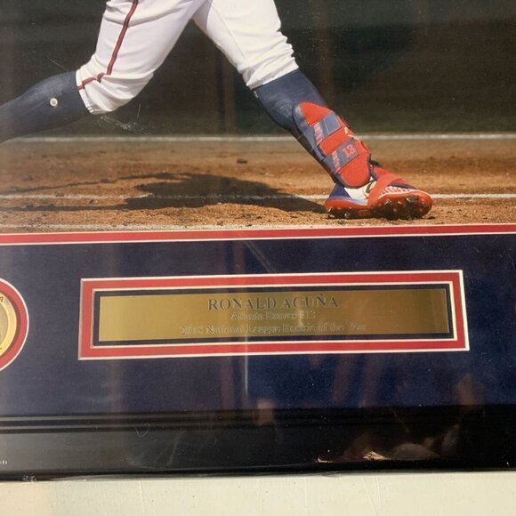Ronald Acuna Autograph Signed Atl Braves 16x20 Spotlight Photo Framed Beckett - Picture 4 of 4